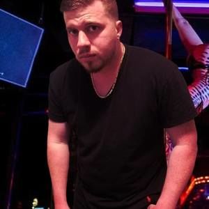 Meet your Posher, Jake